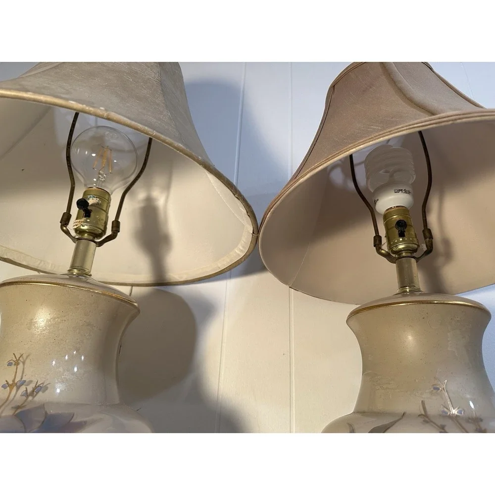 Vintage Floral Ginger Jar Table Lamps Matching Pair Brass Base Asian Style 28.5